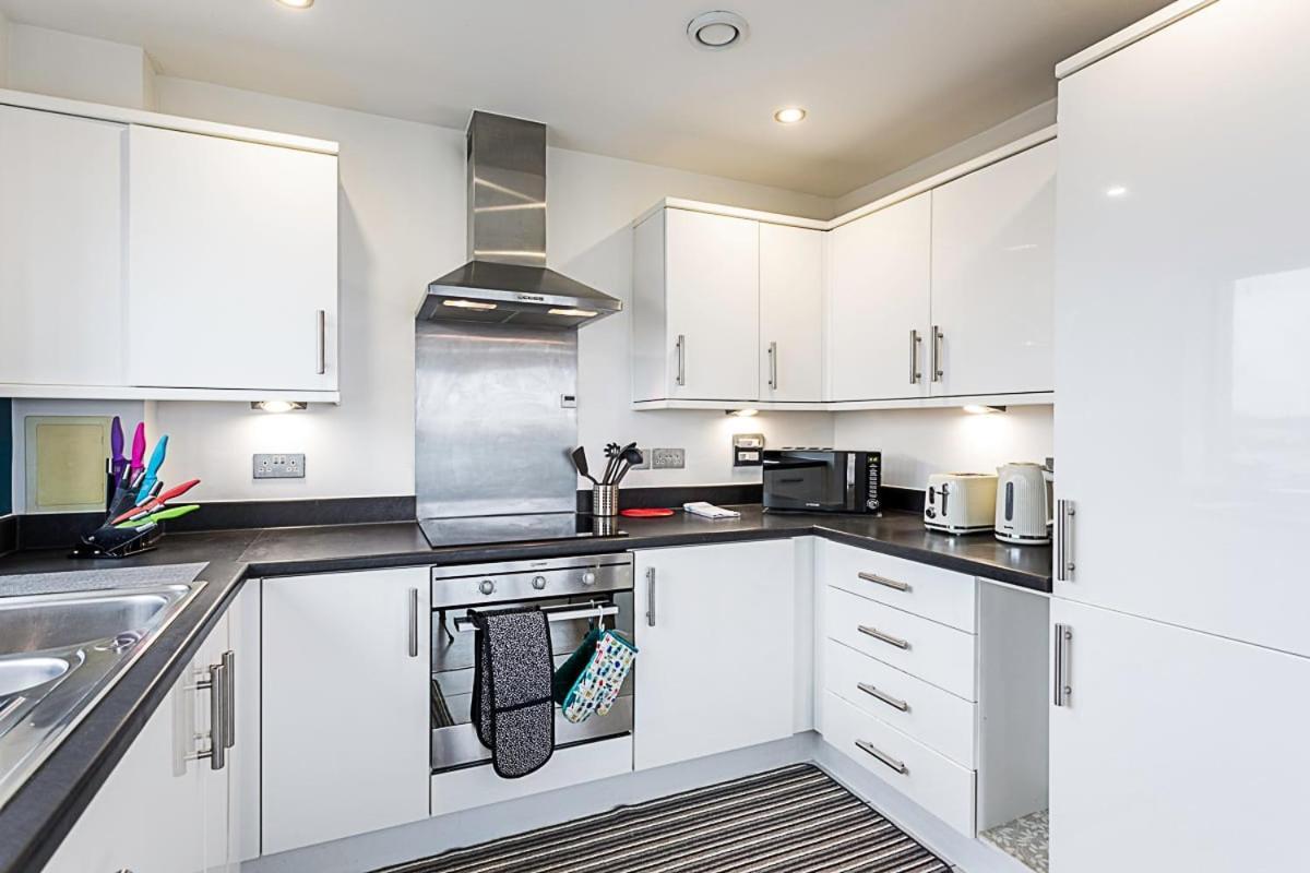 Trendy Queen'S Park Apartment With Views Across London Eksteriør bilde